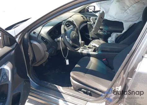 2014 Nissan Altima 2.5 S z USA, uszkodzony, nr VIN 1N4AL3APXEN384961